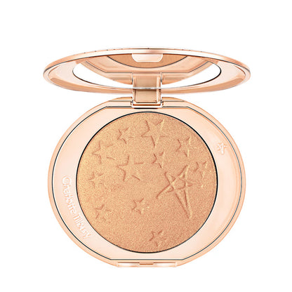 Charlotte Tilbury Glow Glide Highlighter Pakistan - Beauty Icon -