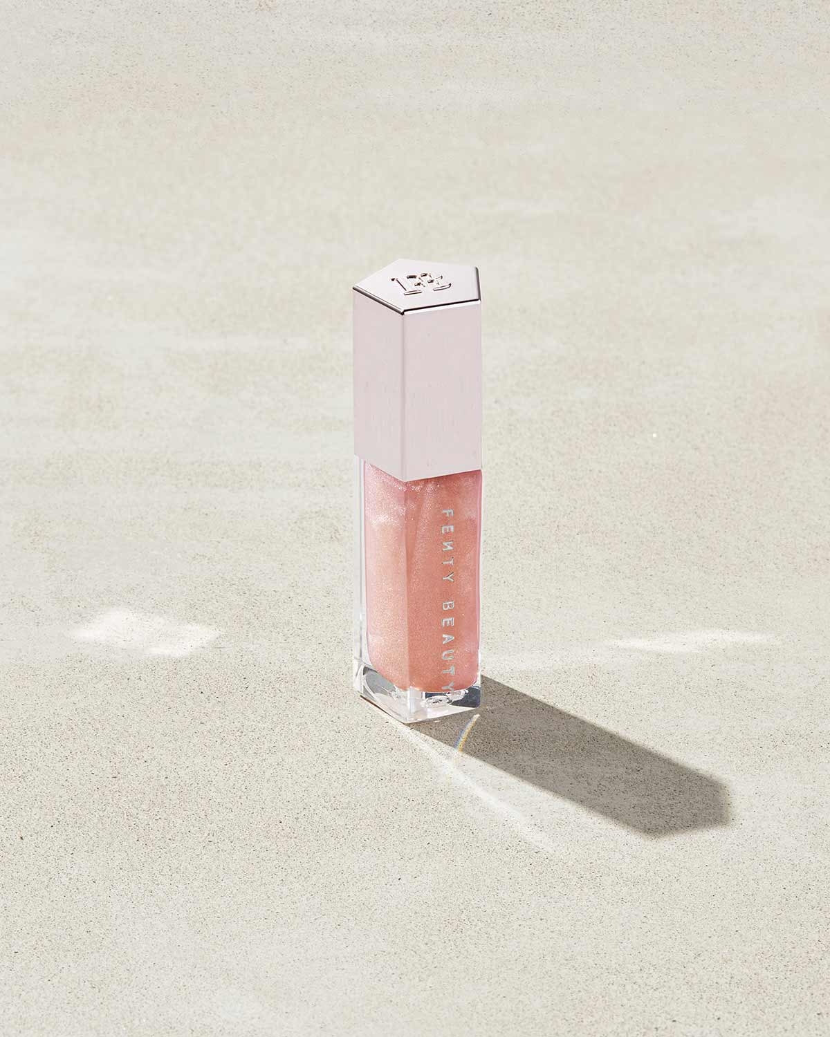 Fenty Beauty Gloss Bomb Universal Lip Luminizer Pakistan - Beauty Icon - 