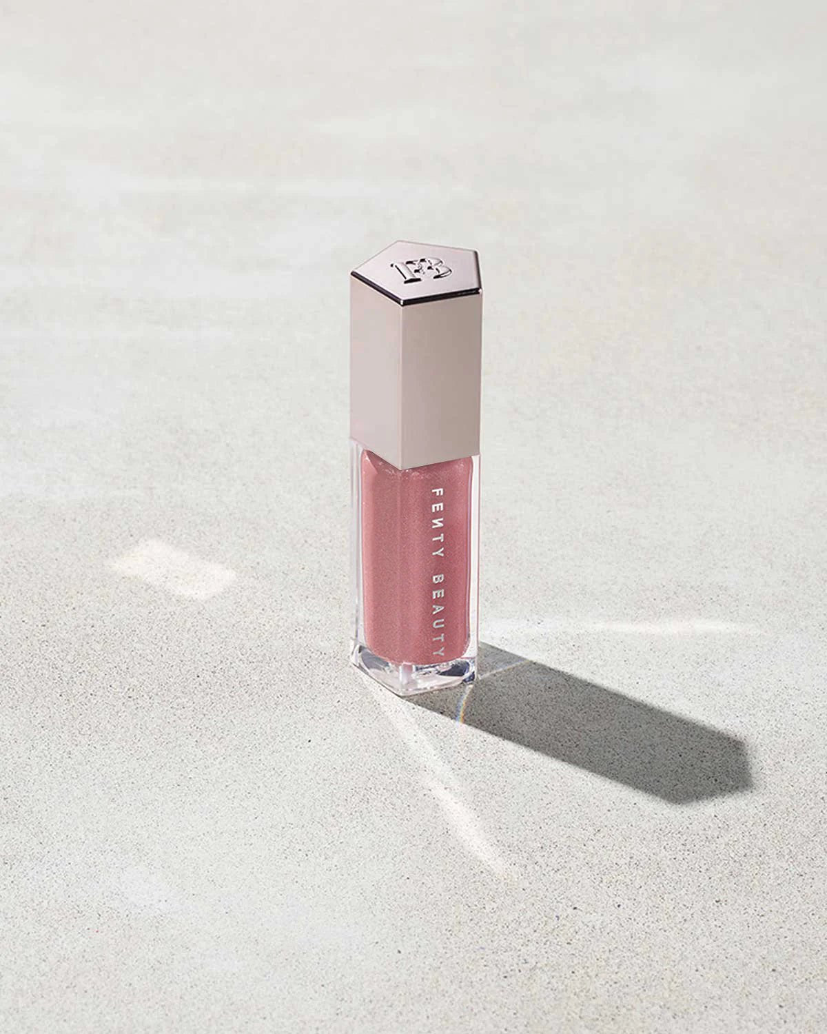 Fenty Beauty Gloss Bomb Universal Lip Luminizer Pakistan - Beauty Icon - 