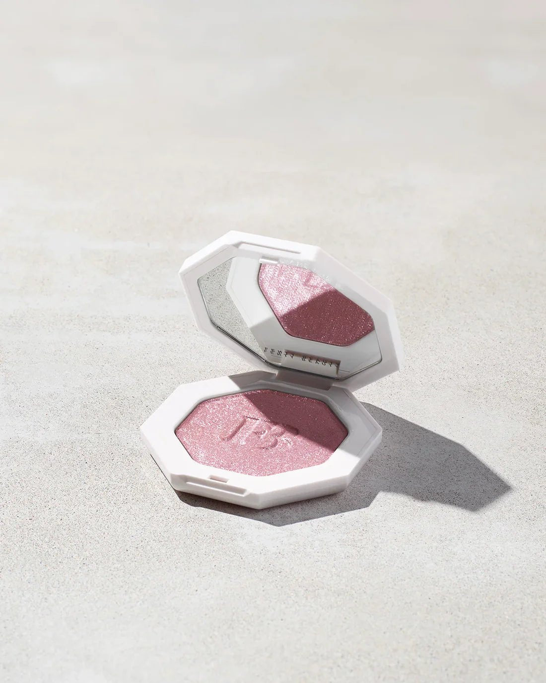 Fenty Beauty Wattabrat Highlighter - Beauty Icon - 