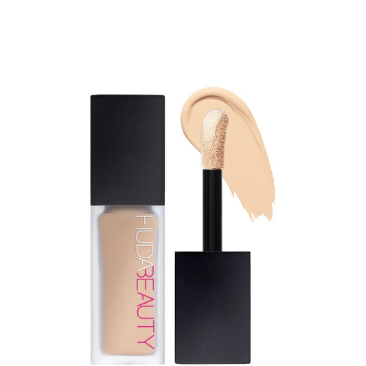 Huda Beauty Faux Filter Luminous Matte Concealer