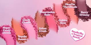 Too Faced Cloud Crush Blurring Blush - Beauty Icon - 